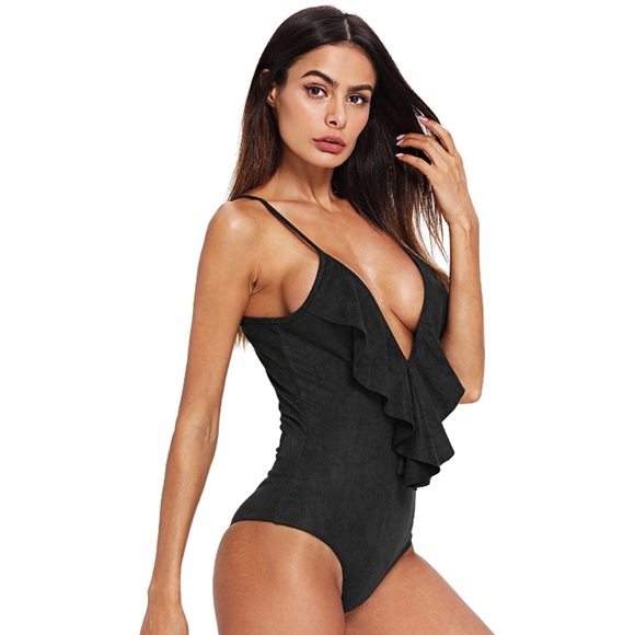 💥 SALE Plunging Ruffled Sueded Racerback Bodysuit - Picture 4 of 6